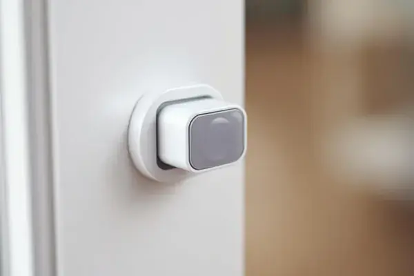 Door contact sensor for home security
